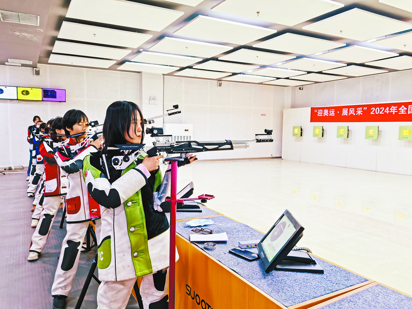 印尼羽毛球大师赛：国羽多对组合挺进16强