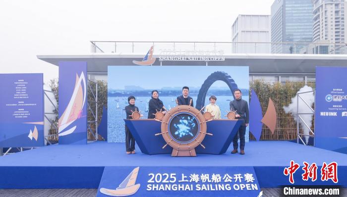 中国篮协：王芳卸任 