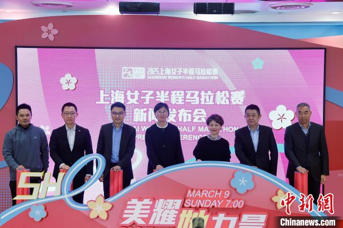 2025年斯诺克世界大奖赛：丁俊晖爆冷无缘第二轮