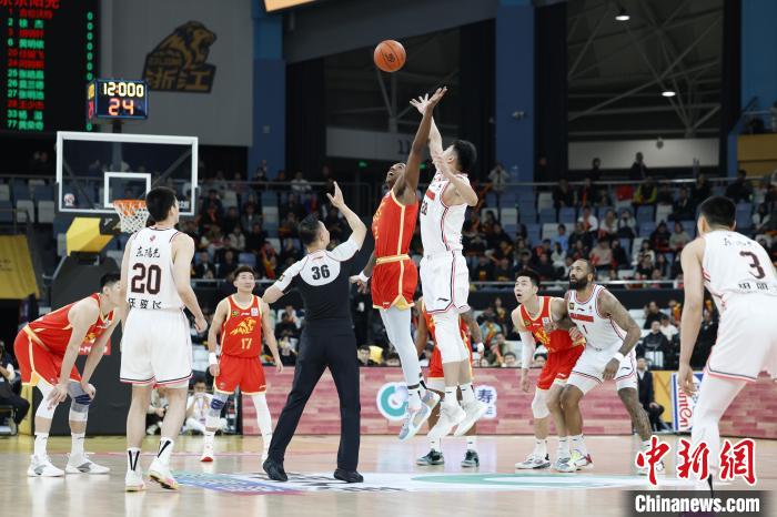小蜘蛛点球违例 皇马总比分2-2点球4-2淘汰马竞