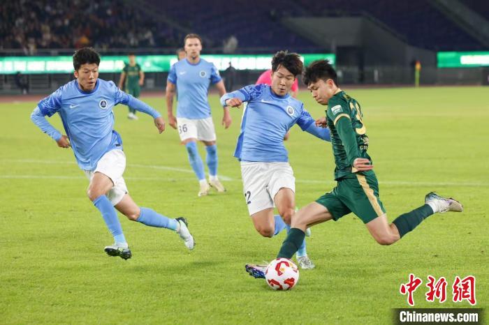 斯诺克巡回锦标赛：丁俊晖首轮第一阶段暂时领先威廉姆斯