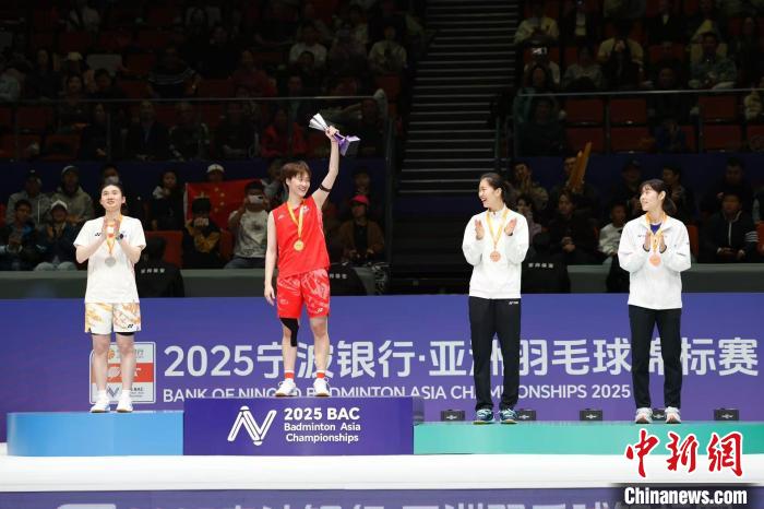 CBA季后赛：广厦主场力克青岛 布朗火力全开_1